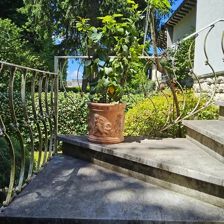 Casa Tessieri Bed & Breakfast 4*